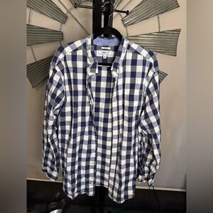 Men’s long sleeve button down shirt. Blue white plaid.